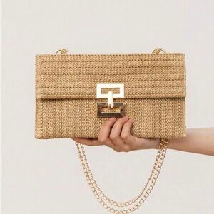 Straw Clutch NWOT